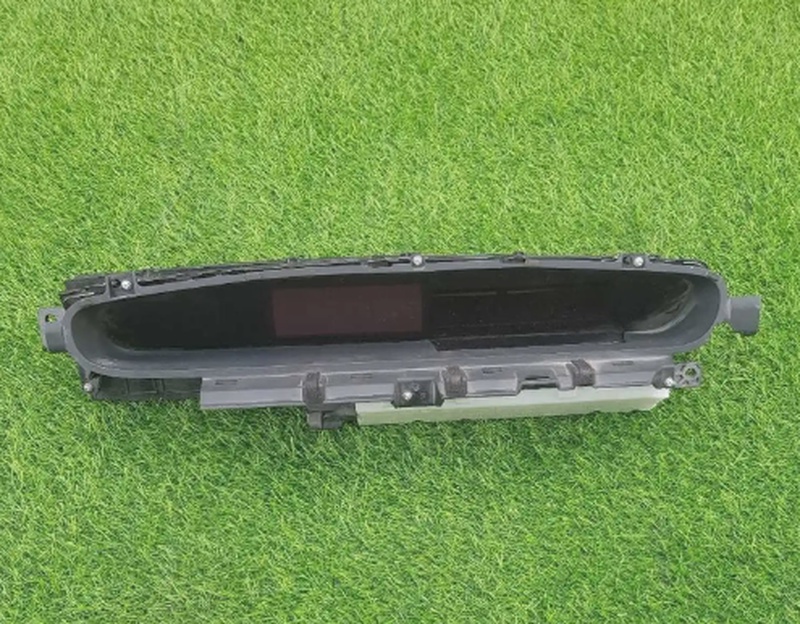 Приборная панель от Toyota Prius